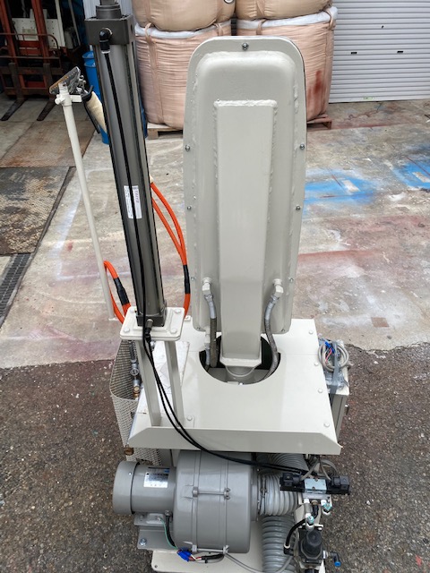 広洋化学工業　縦型パフ