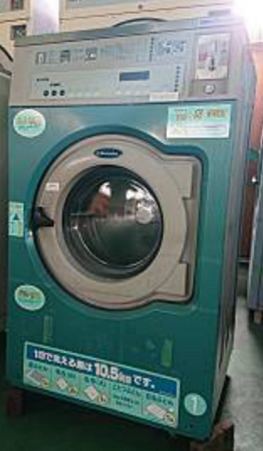 エレクトロラックス　コイン用洗濯機　(10.５k)