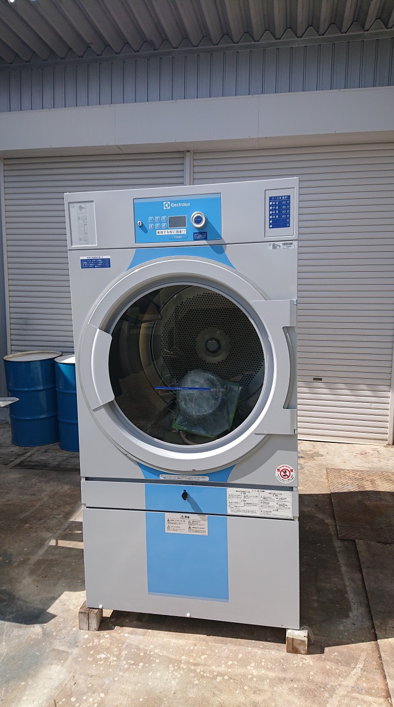 エレクトロラックス　LPGガス乾燥機３０．５Kg