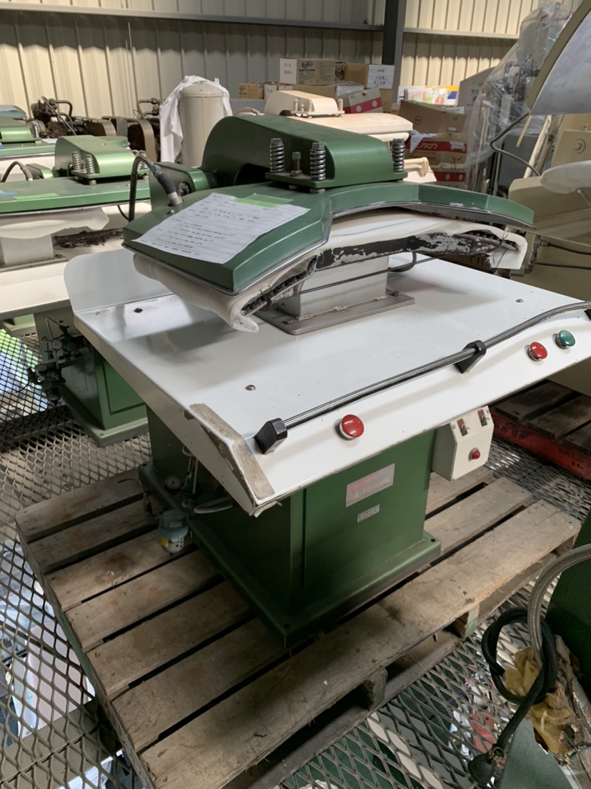 東信精機　綿プレス機