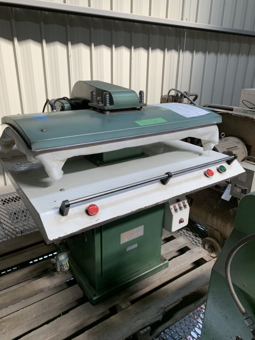 東信精機　綿プレス機