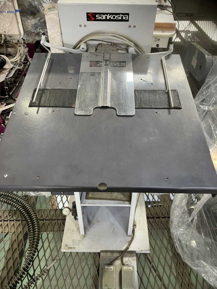 三幸社　Ｙシャツタタミ機