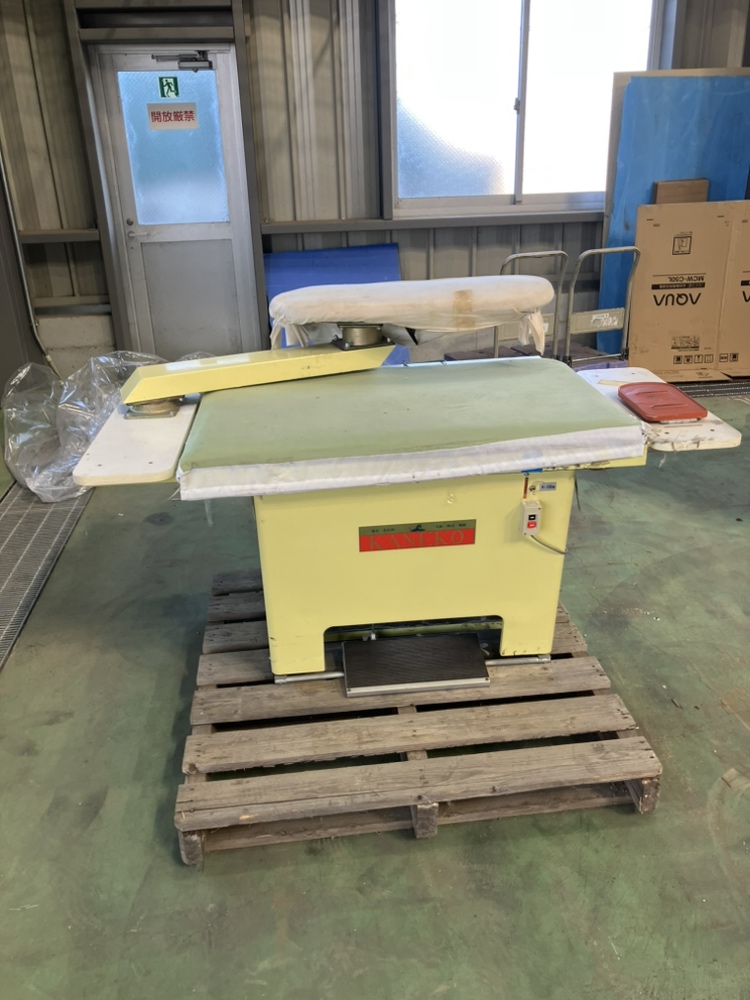 金子　アイロン仕上台