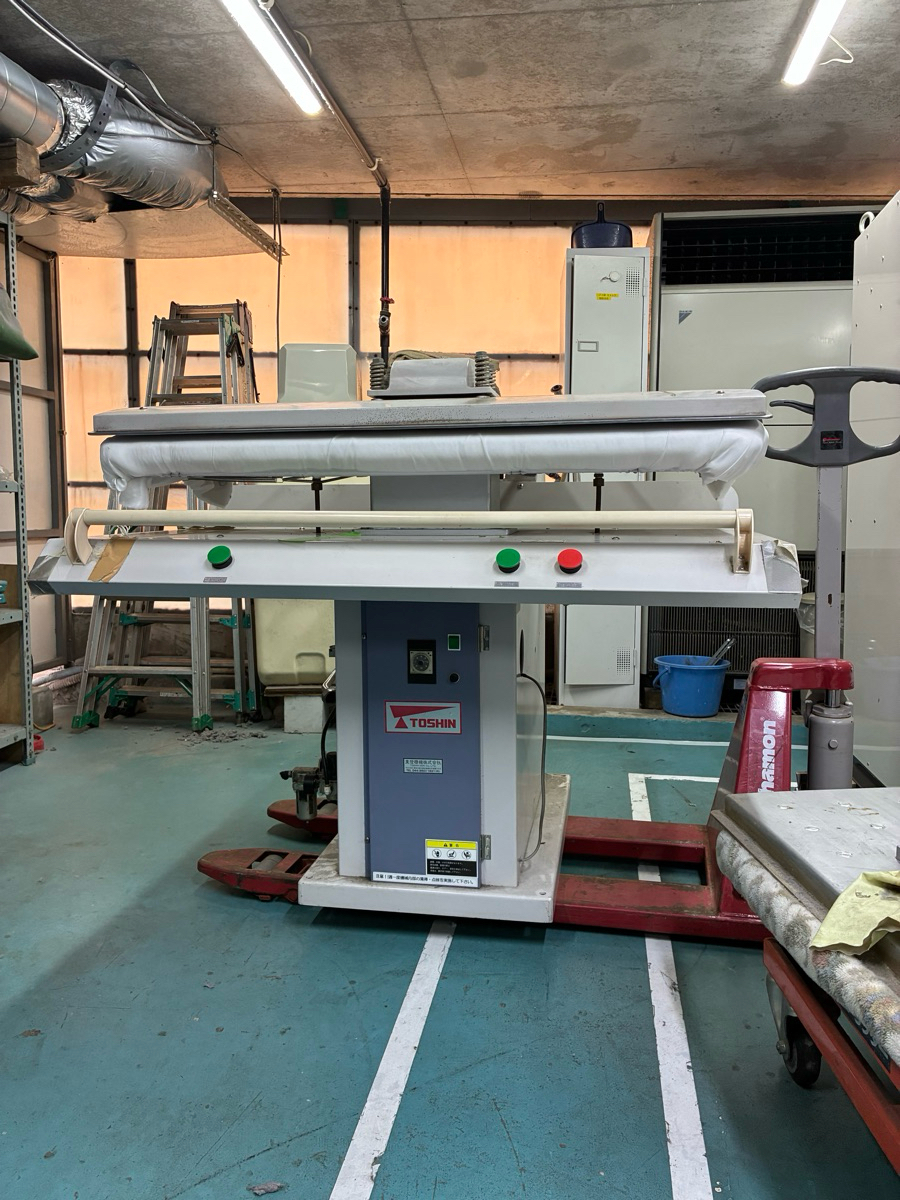 東信精機　綿プレス　角万能（コテ寸法1200×500）